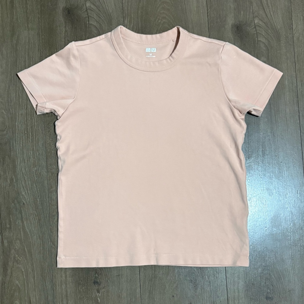 Uniqlo Beige Crew Neck Tee